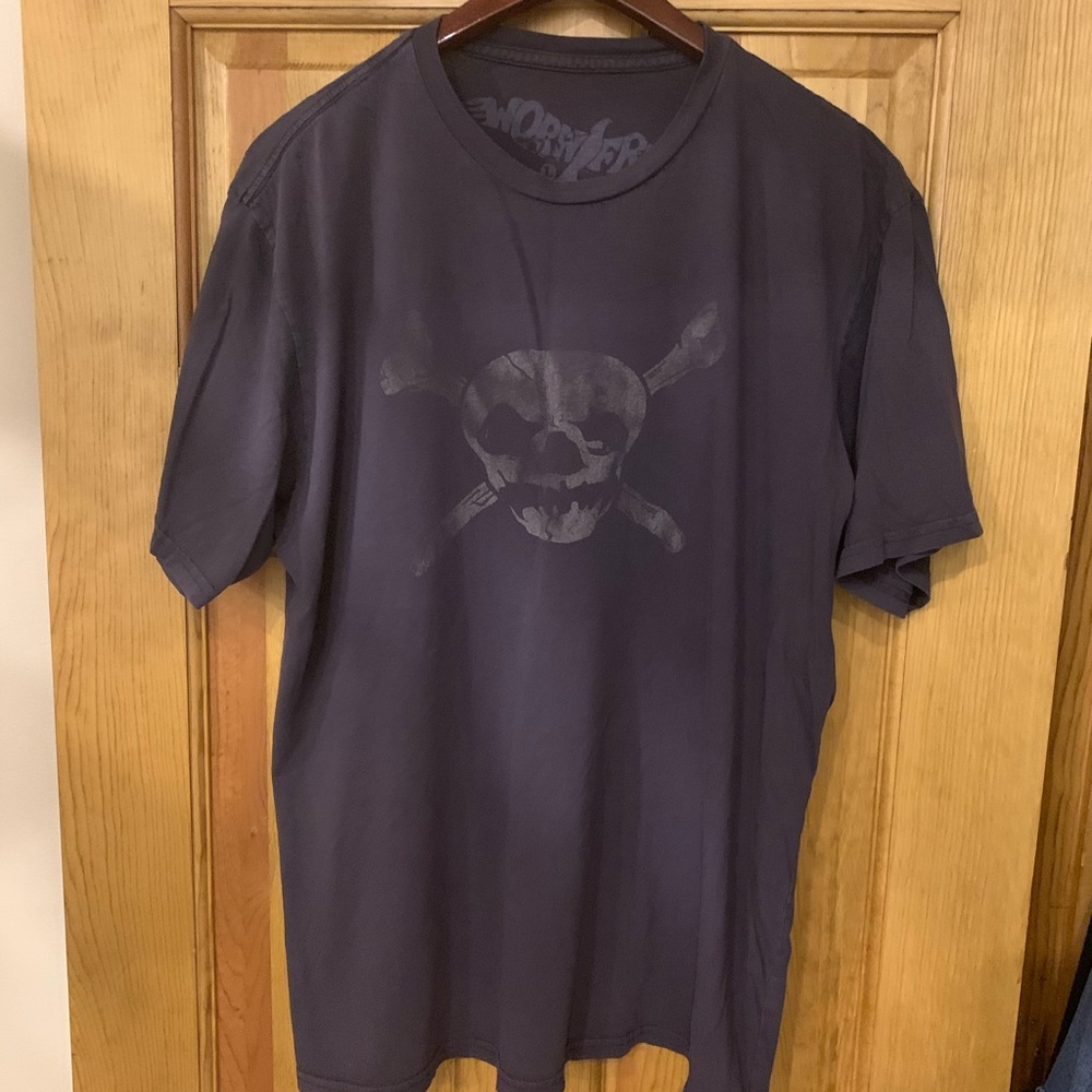 Worn Free Vintage NYC Skull Tee
